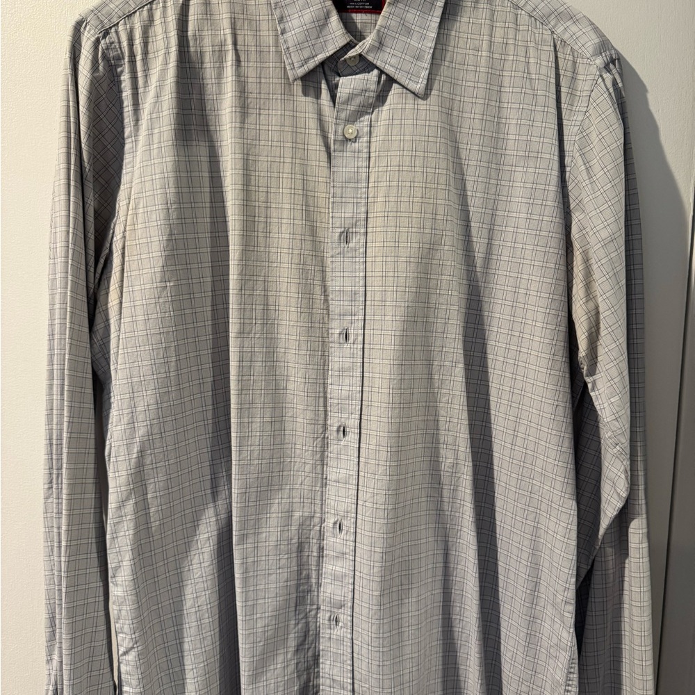 UNTUCKit Men's Light Gray Plaid Dress Shirt